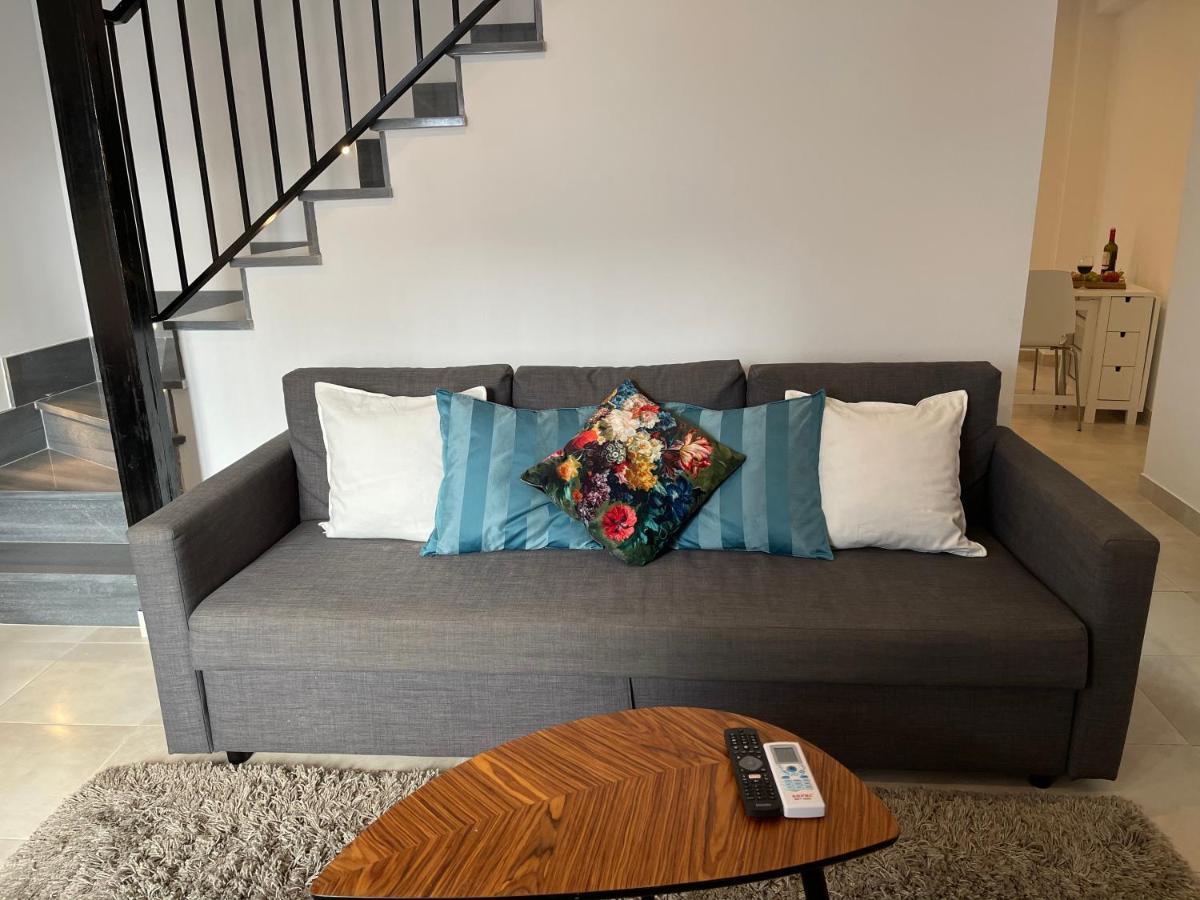 New Townhouse In The Heart Of Nerja With Jacuzzi Villa Kültér fotó