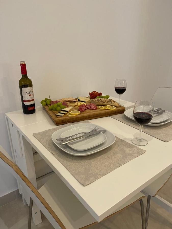 New Townhouse In The Heart Of Nerja With Jacuzzi Villa Kültér fotó